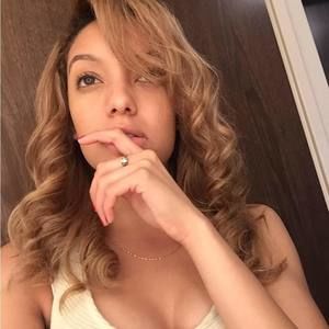 Meet your Posher, Arlene